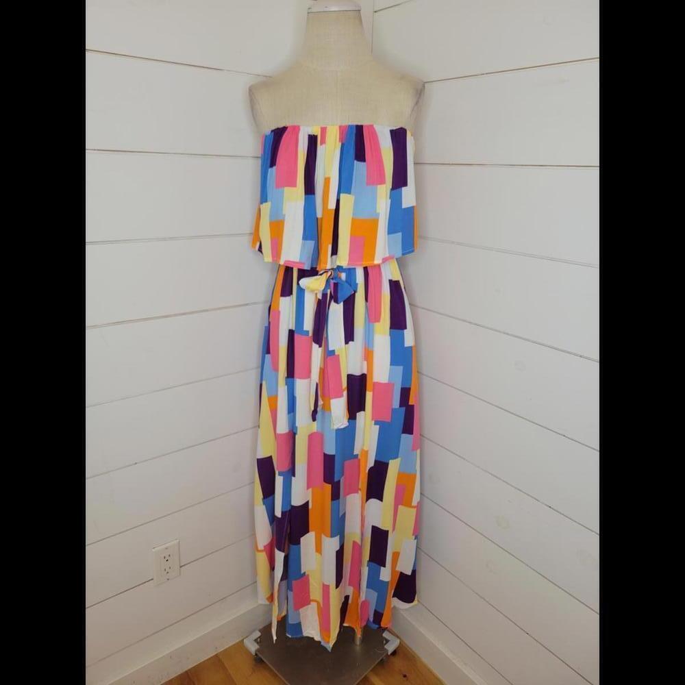 NWT Boutique Emily Wonder small sleeveless multicolored maxi dress. Fun & flirty